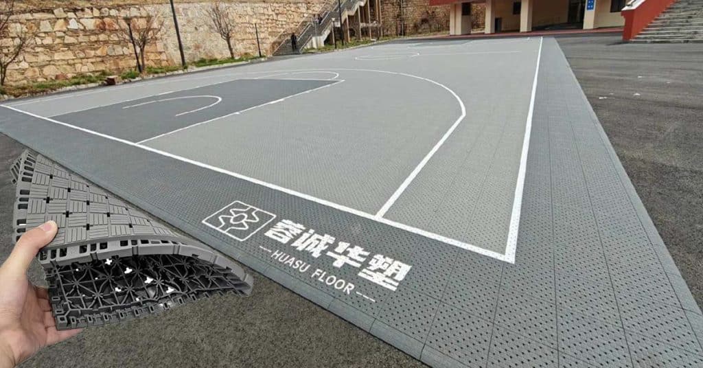 Best surface for outdoor basketball court flooring modular interlocking tile