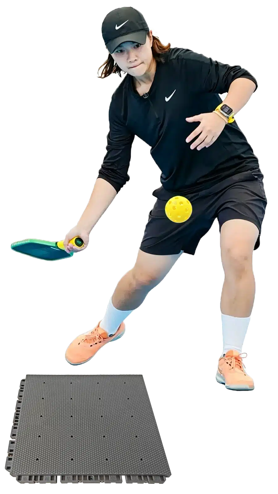 Playing on Huasutile Interlocking pickleball court tiles_900x1600