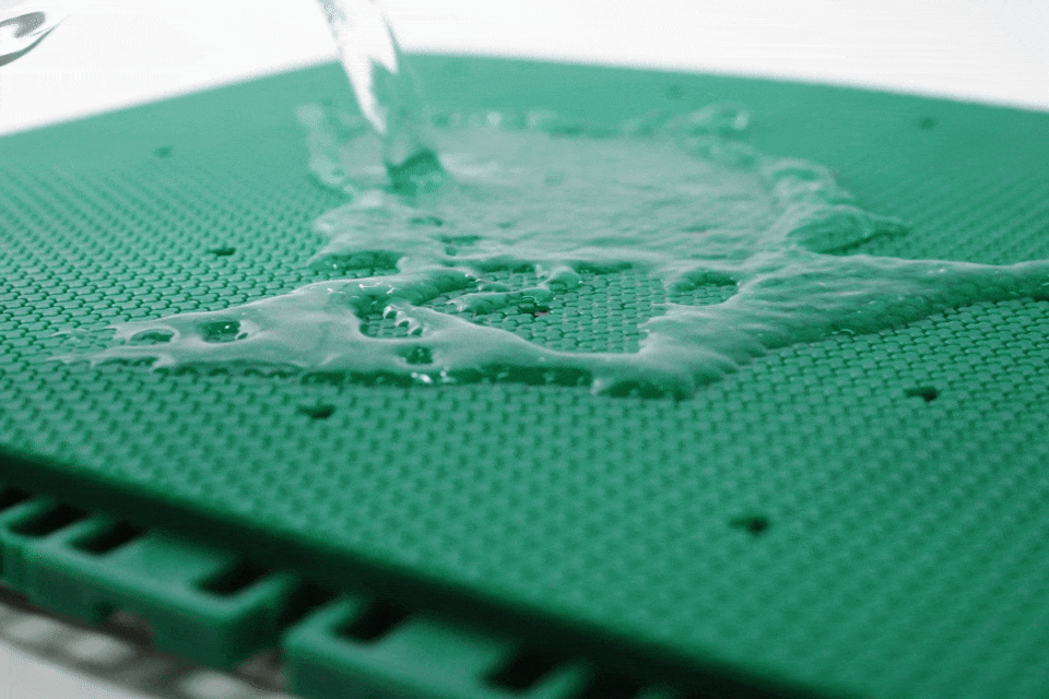 drainage pickleball tiles_absorb water